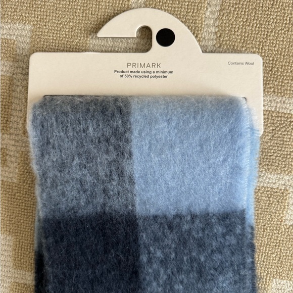 NWT Primark Soft Plaid Wool Blend Fringe Scarf Cozy Winter Gift Blue Gray O/S - Picture 3 of 7